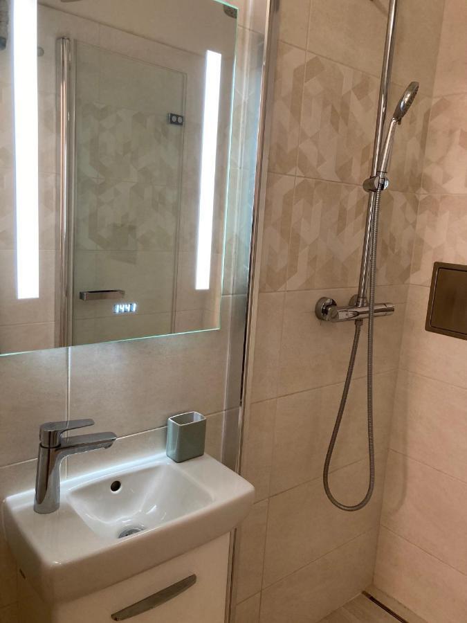 Apartment Jana Masaryka Прага Экстерьер фото